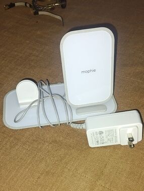 Mophie Deck Charger